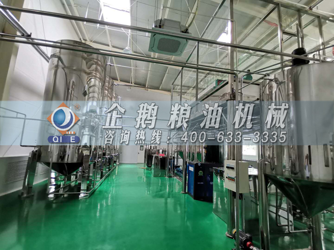 企鵝牌茶籽油雙螺桿榨油機(jī)，用心制造獲得客戶(hù)認(rèn)可(圖5)