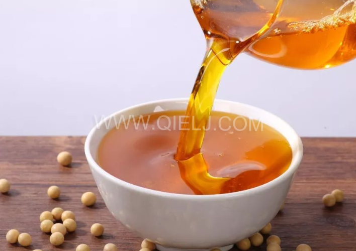 大豆油精煉加工設(shè)備，企鵝優(yōu)化工藝降低生產(chǎn)成本(圖1)